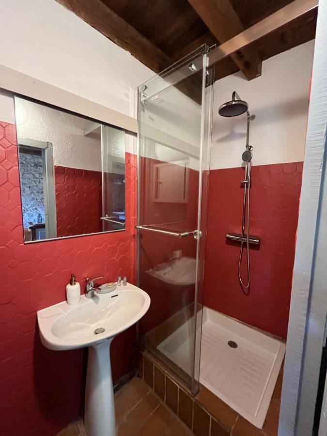 Petite Maison En Perigord Noir Plazac Exteriér fotografie